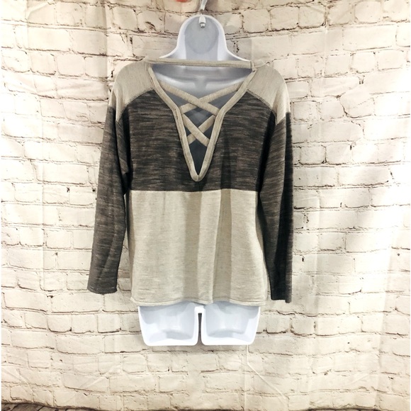 ❤️🔥Papermoon❤️🔥Beautiful Criss Cross Back-Measurements in Photos❤️🔥 - Picture 4 of 12